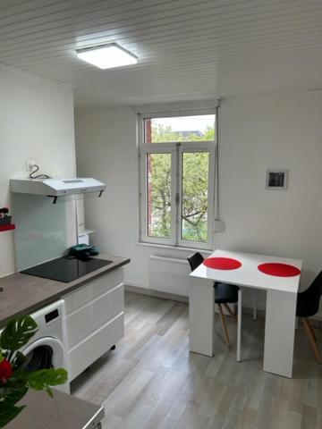 Richelieu 2 Chez Adrien Apartment Saint-Quentin  Ngoại thất bức ảnh
